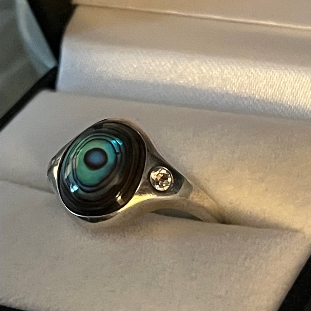 PAMELA LOVE Sterling & Diamond Abalone ring